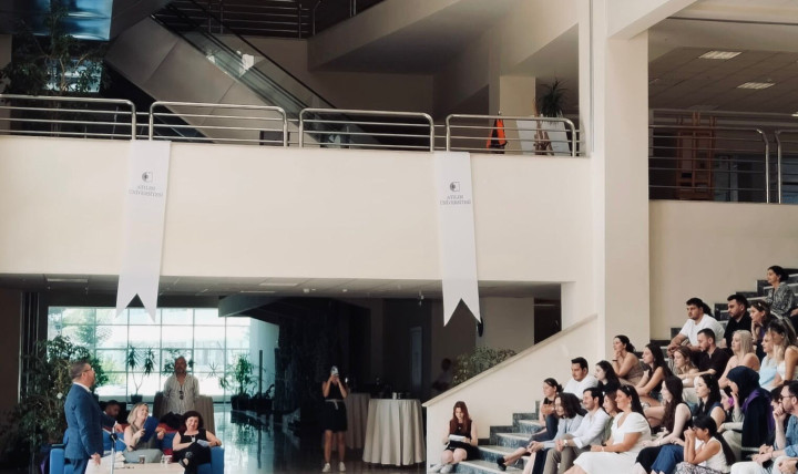 🎓 2024–2025 Mimarlık Bölümü Mezuniyet Kokteyli gerçekleştirildi.